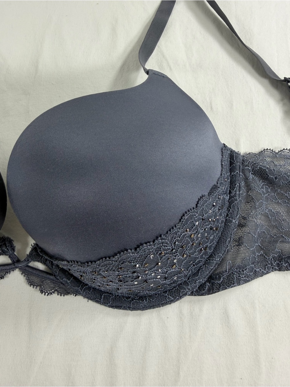 Victoria’s Secret Very Sexy Padded Demi Bra 32DD‎ Gray Lace - Picture 4 of 5
